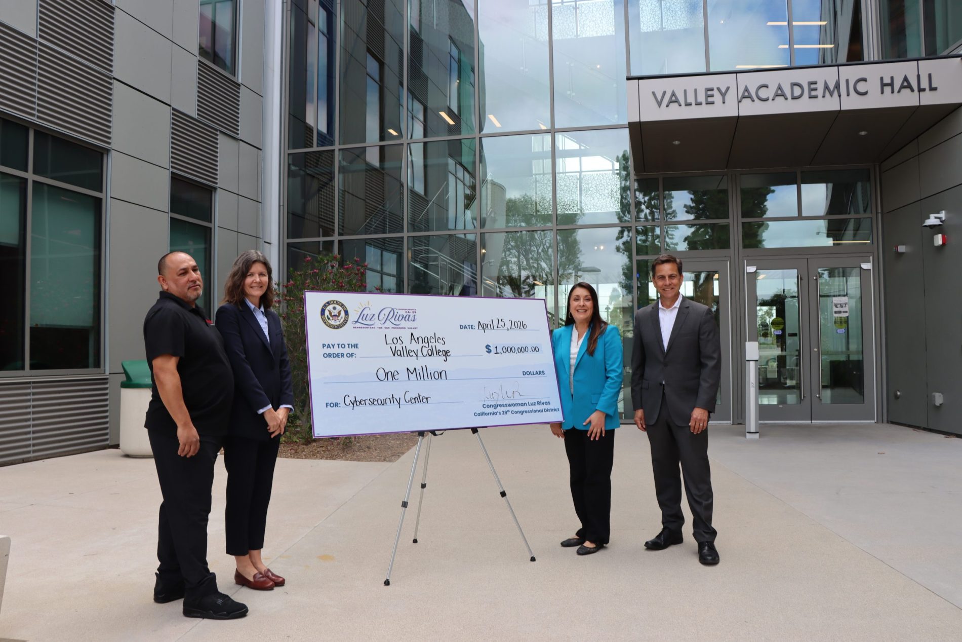 Los Angeles Valley College Receives  Million in Federal Funding for Cybersecurity Center 