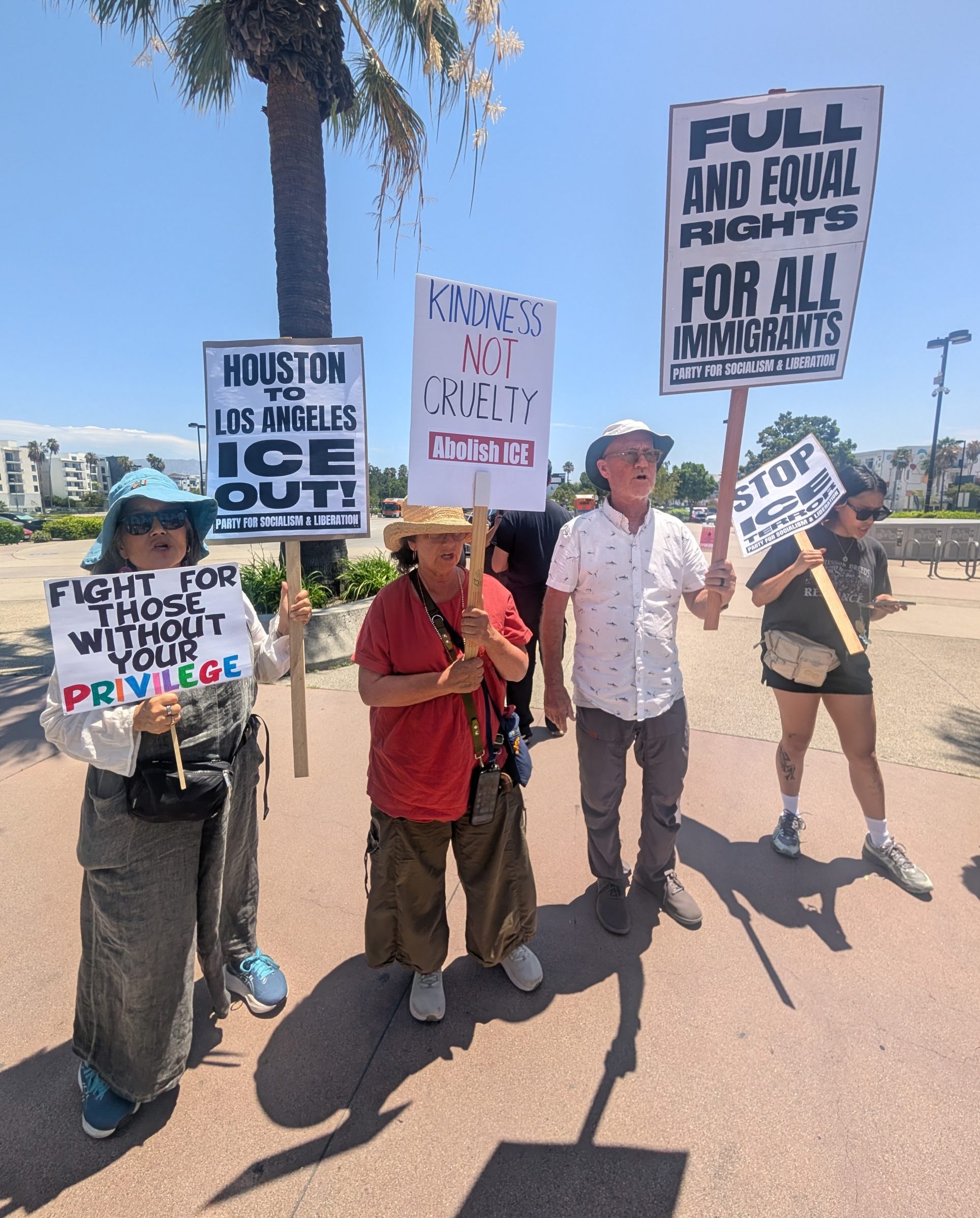 A Group of Valley Demonstrators Assemble at NoHo Metro Station to Condemn ICE Violence - The San Fernando Valley Sun
